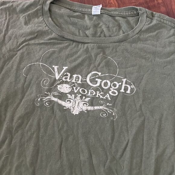 NEW Van Gough Vodka Army Green Fitted T - Small - Picture 2 of 5